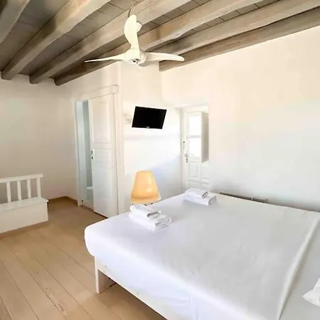 Apartment Gialos