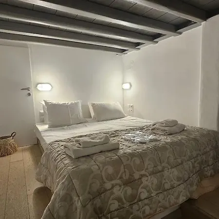 Gialos Apartment